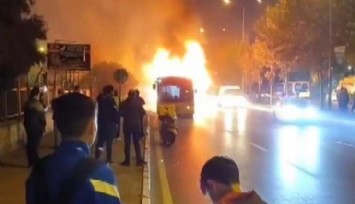 Seyir Halindeki İETT Otobüsü Alev Alev Yandı!