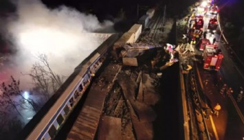 Yunanistan'da Tren Kazası: 29 Ölü!