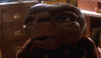 Spielberg, E.T.'yle İlgili Pişmanlığını Anlattı!