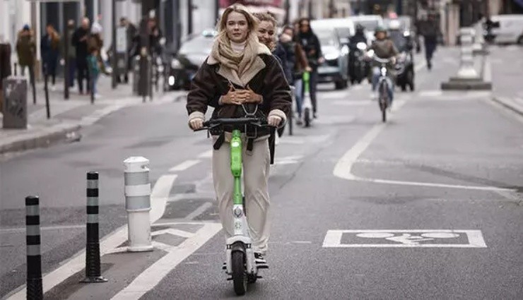 Paris Sokaklarında Scooterlar Kaldırıldı!