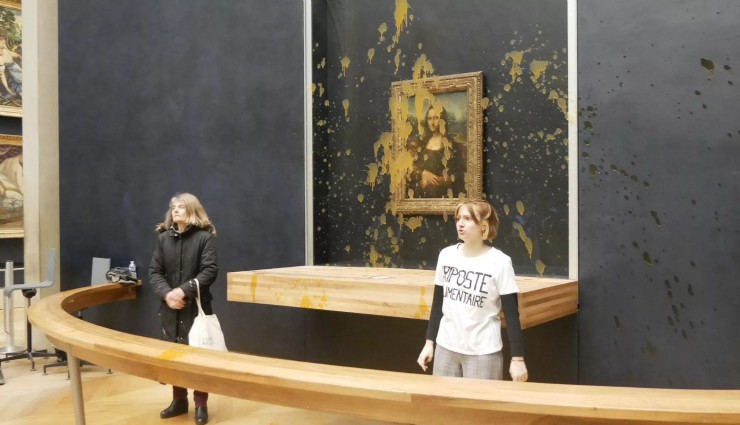 Aktivistler, Mona Lisa'ya Çorba Attı!