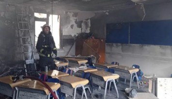 Özel Okulda Yangın: 3 Sınıf Zarar Gördü!
