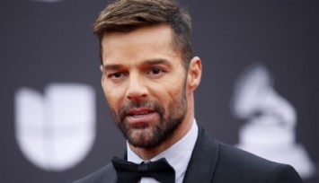 Ricky Martin Karşı Koyamadığı Fetişini Paylaştı!