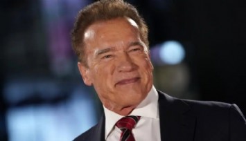 Arnold Schwarzenegger'e Kalp Pili Takıldı!