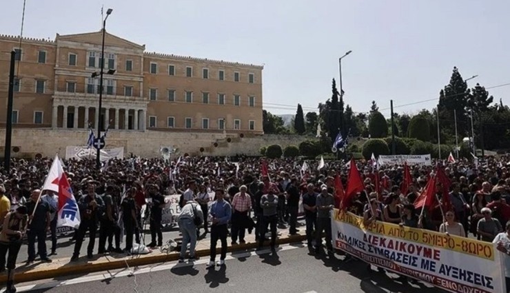 Yunanistan'da İşçiler 24 Saatlik Genel Greve Gitti!
